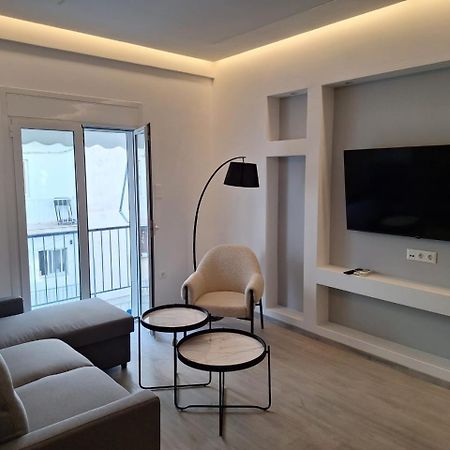 Stay Now, 600M From Acropolis Athens Luaran gambar