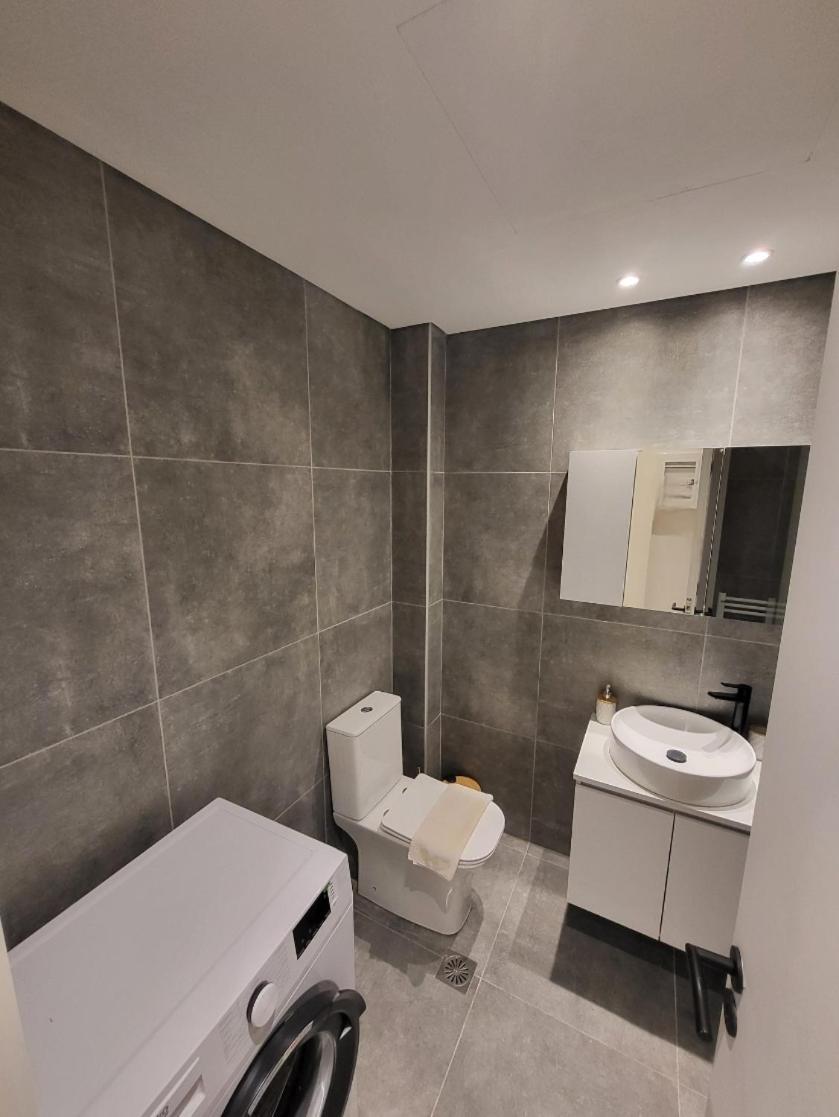 Stay Now, 600M From Acropolis Athens Luaran gambar