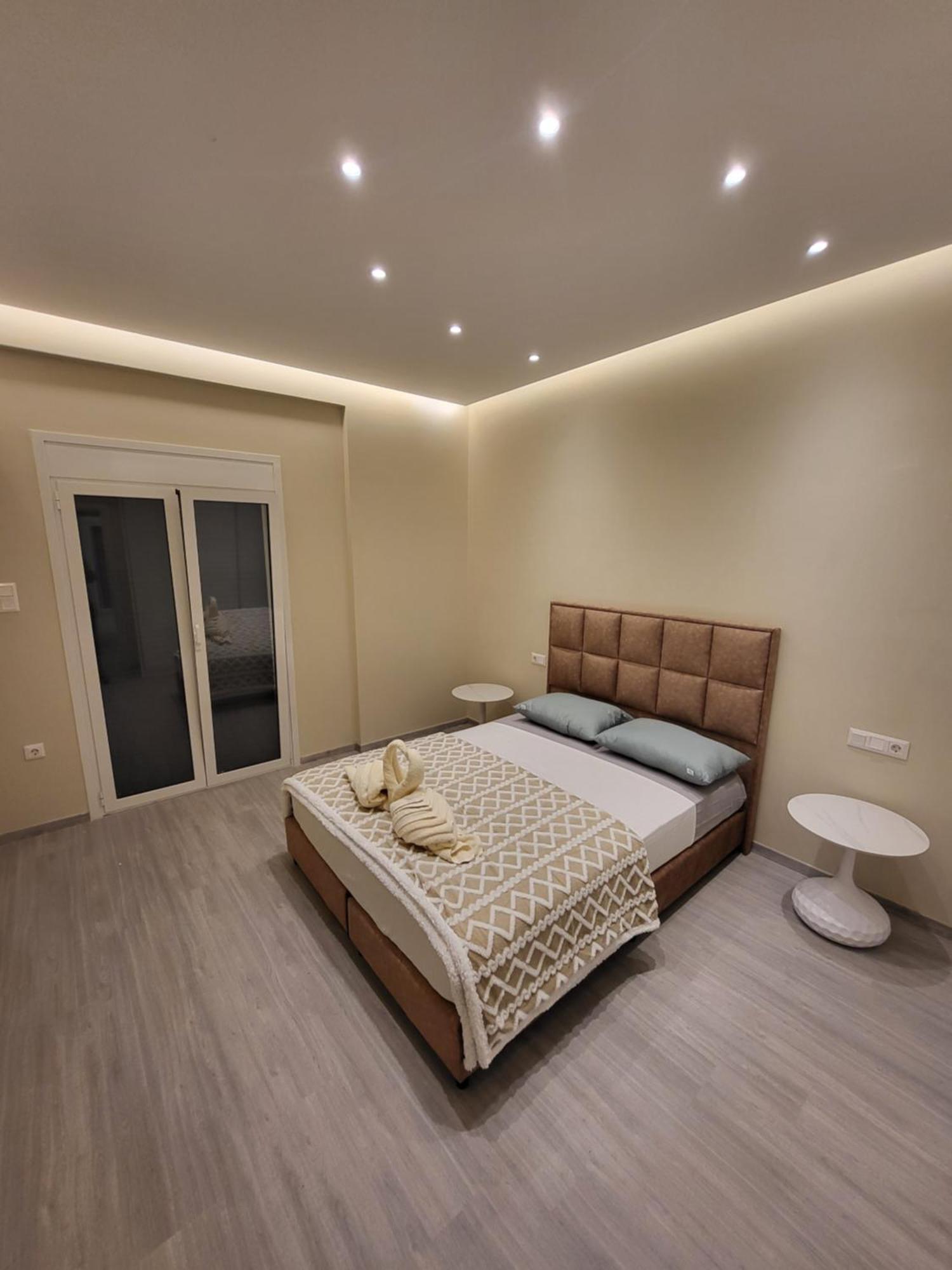 Stay Now, 600M From Acropolis Athens Luaran gambar