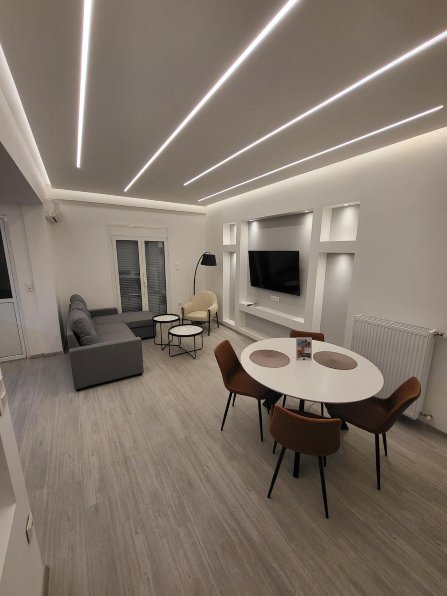 Stay Now, 600M From Acropolis Athens Luaran gambar