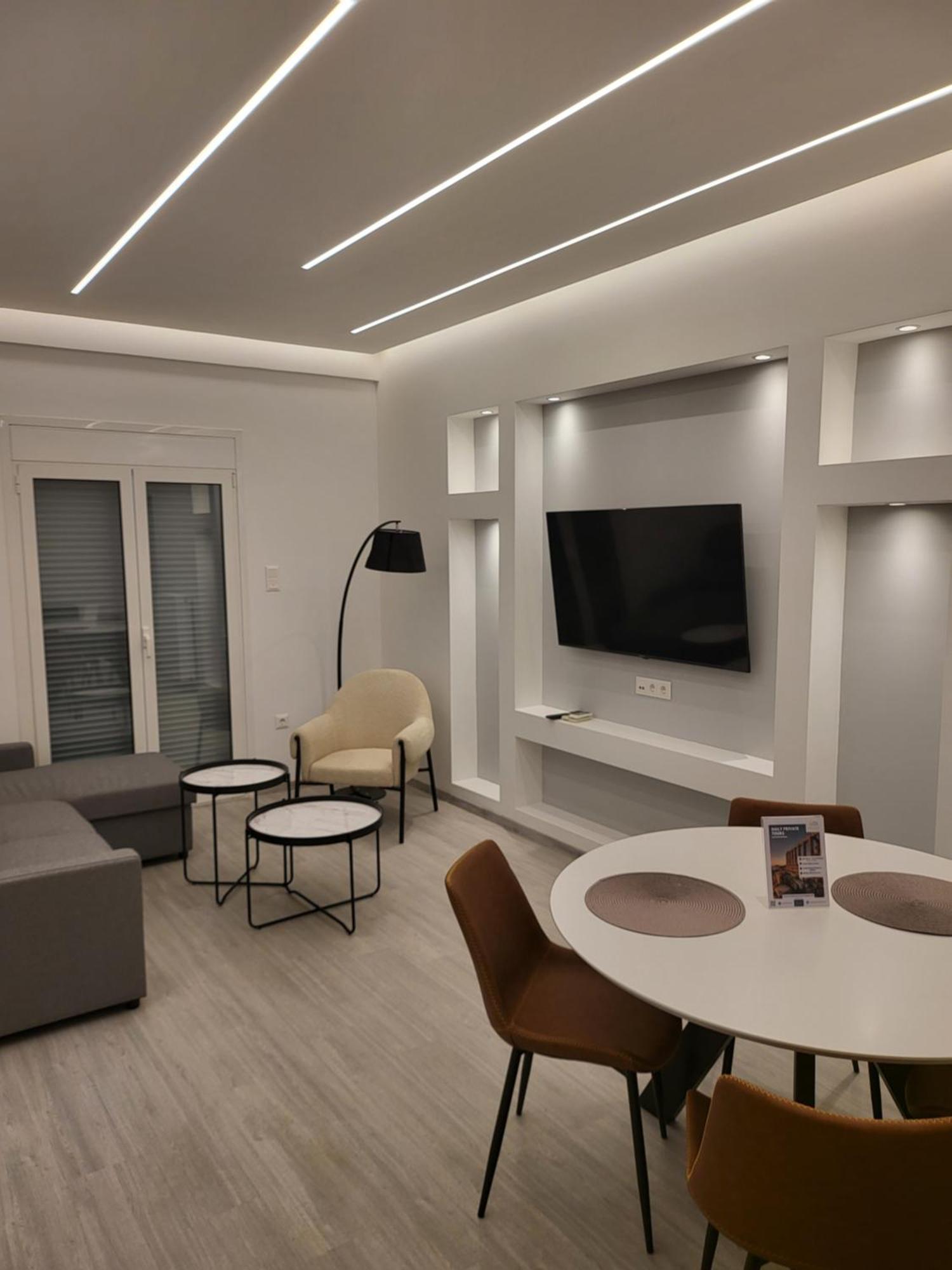 Stay Now, 600M From Acropolis Athens Luaran gambar