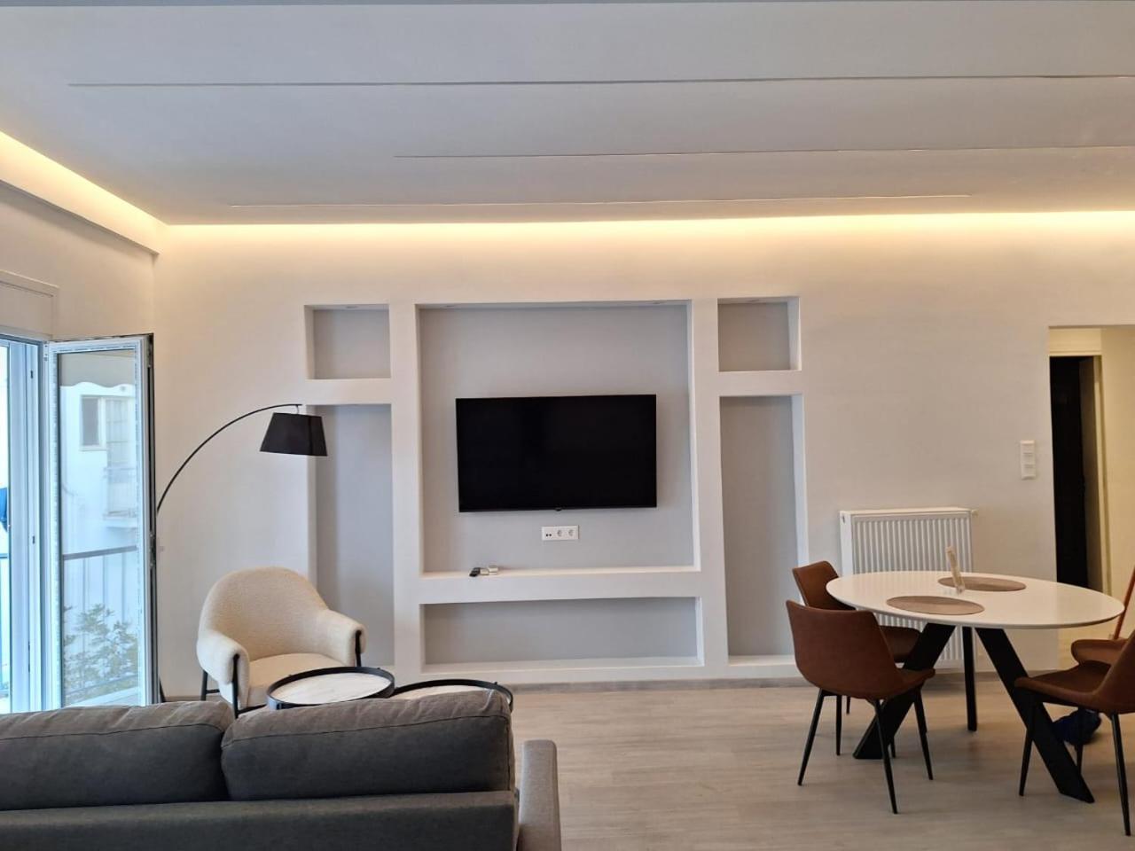 Stay Now, 600M From Acropolis Athens Luaran gambar